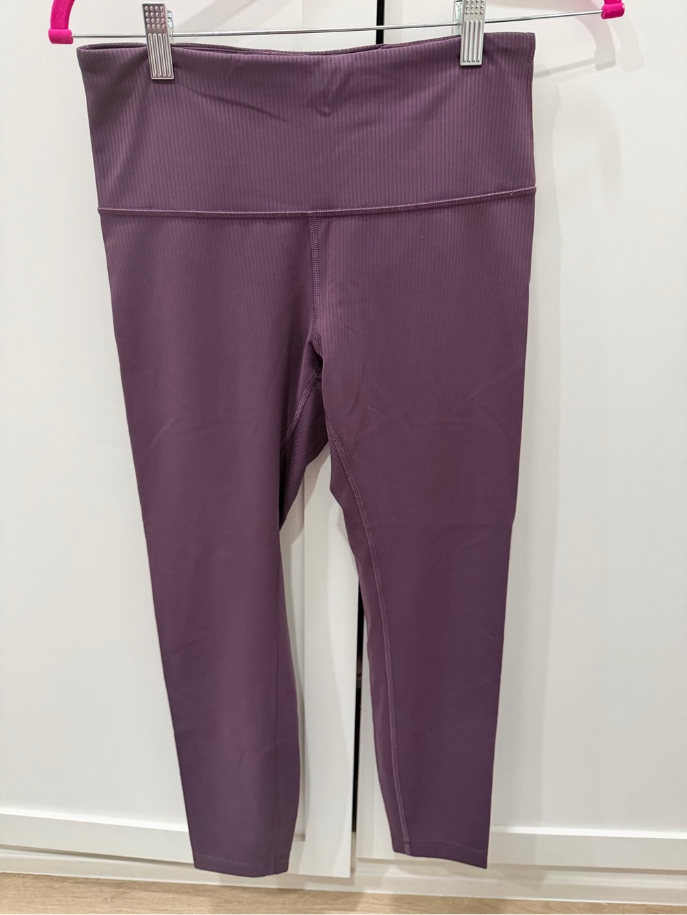 Lululemon Wunder Train Ribbed  Leggings size 8 inseam 25”